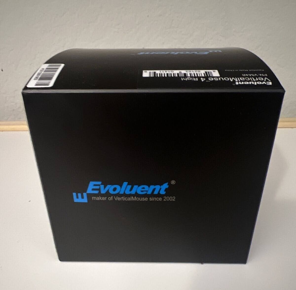 Evoluent VM4R 2600 DPI Ergonomic Vertical Mouse - Gray