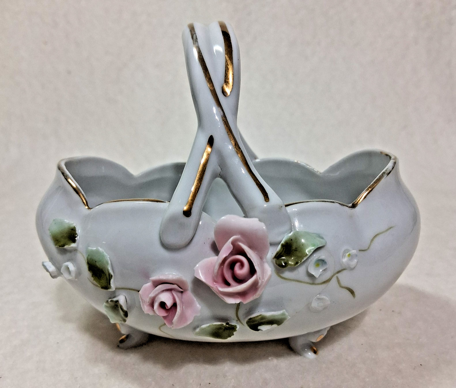 Vintage Ceramic Trinket Basket w/Pink 3-D Roses - Made in Japan