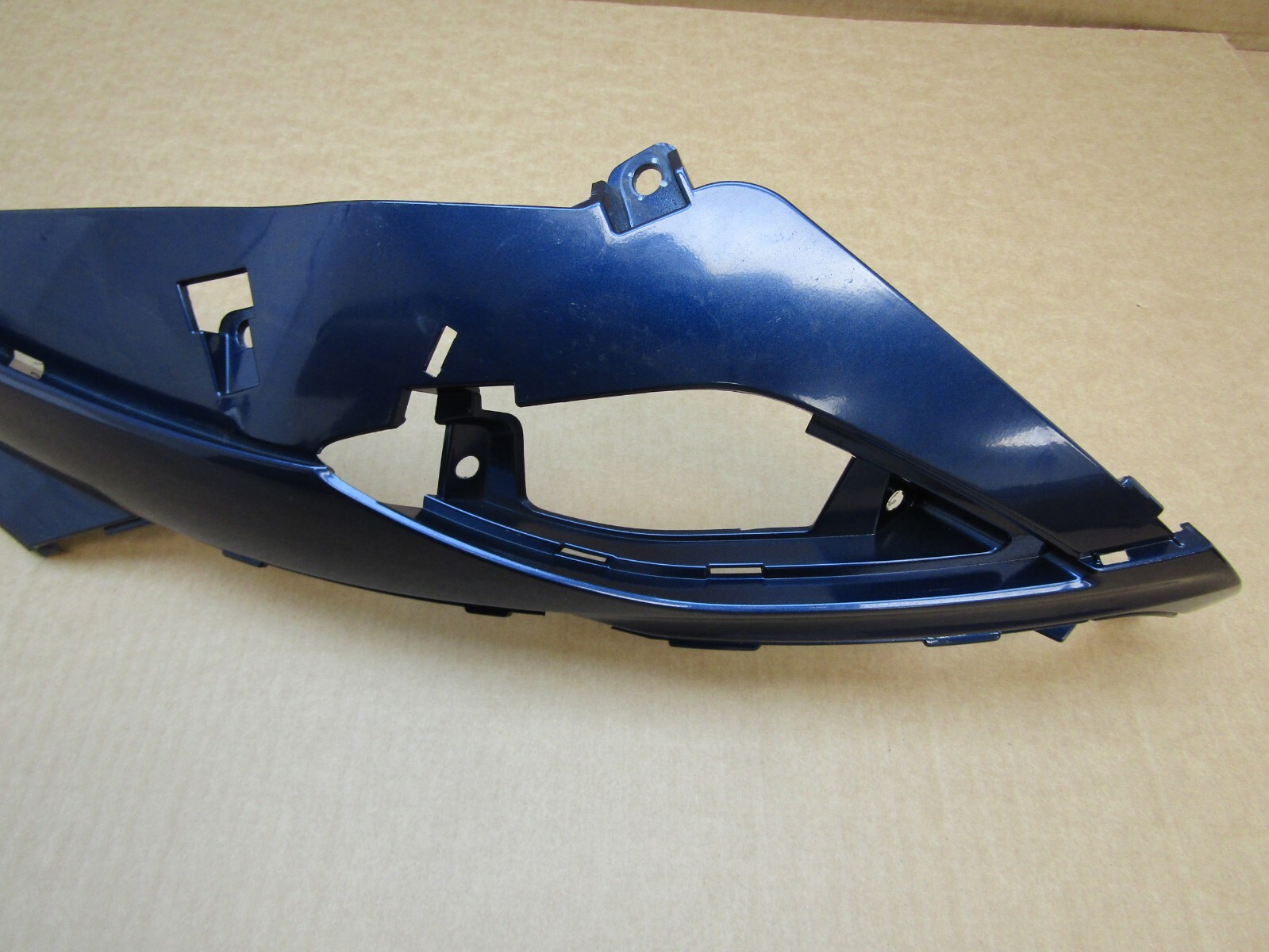 Sym Fiddle III 125 2021 9,518 miles right lower trim panel (12132)