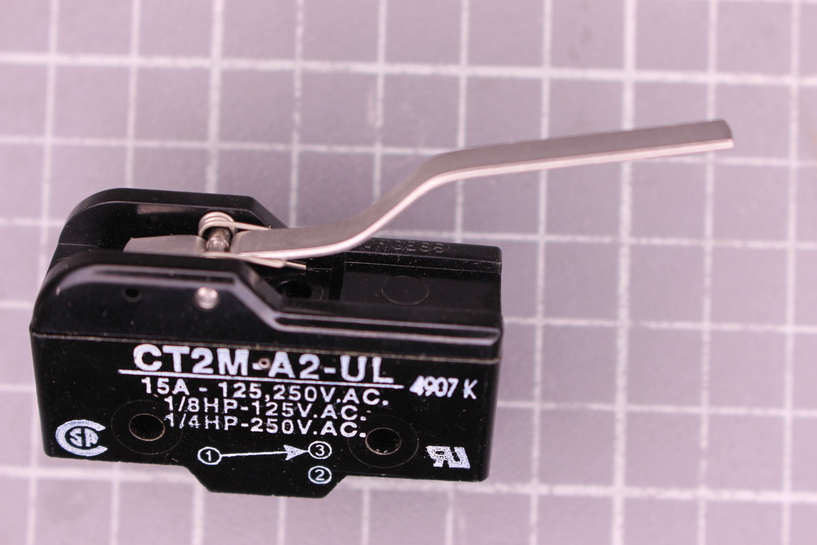 5 Microswitches No82 Burgess CT2M-A2-UL 15Amp. 250VAC 50x17 H29mm, lever curved