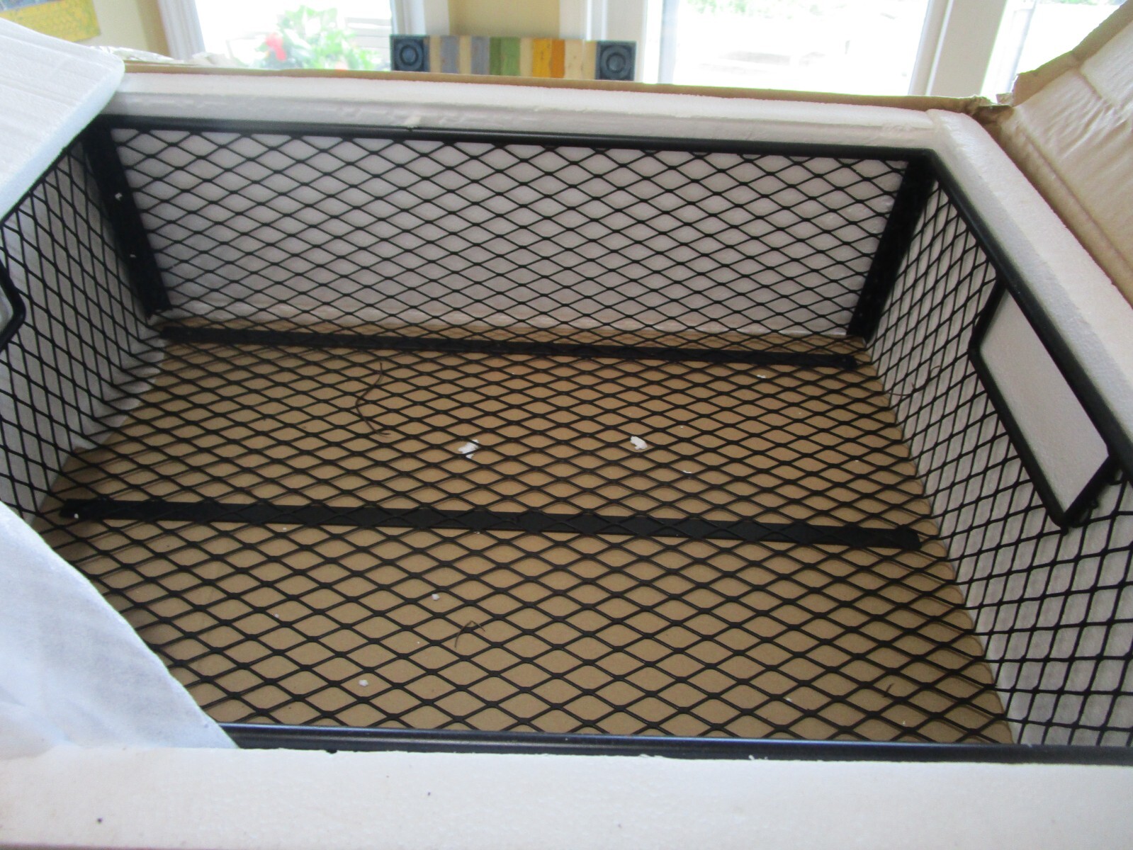 Pottery Barn Sheffield Wire Baskets set 2 for TV New in box