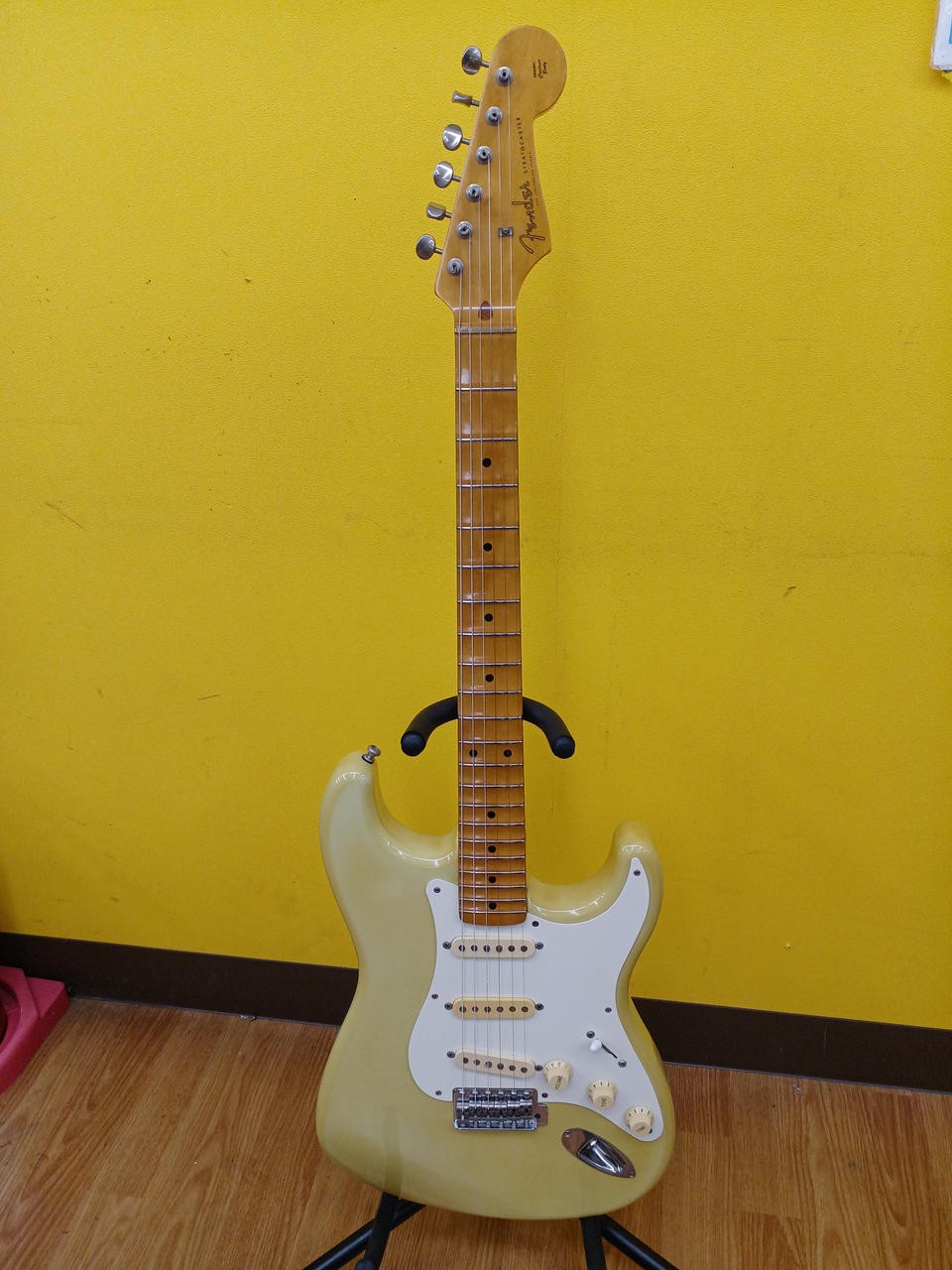 Fender Japan StratocasterCustom Order STD-57 Electric Guitar Made in Japan