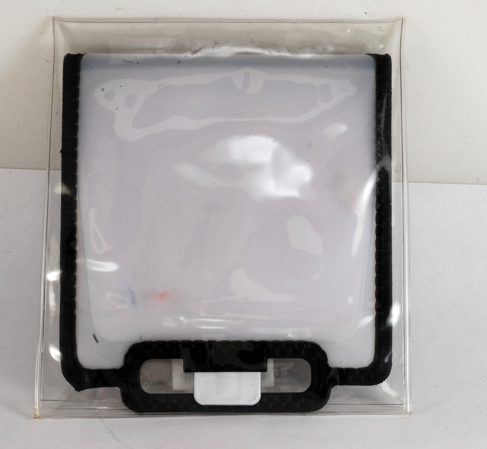 LumiQuest SoftScreen Pop-Up Flash Diffuser Open Box.