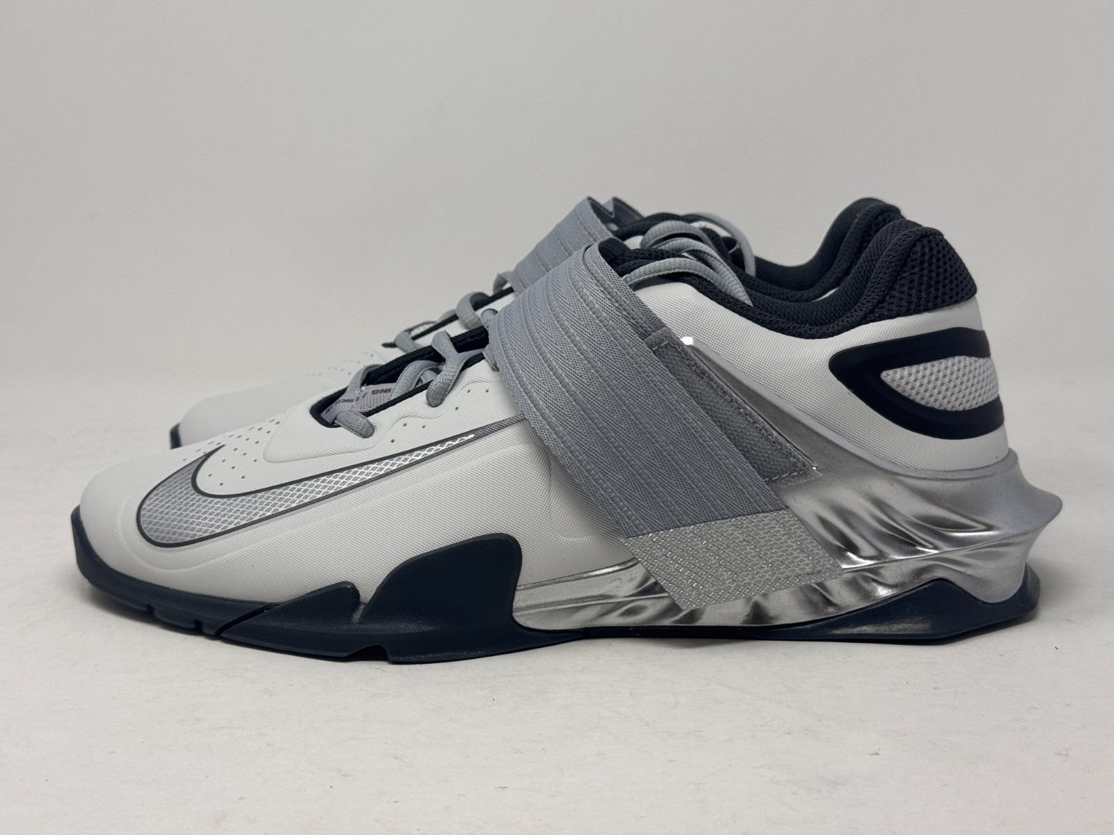 Nike Men’s Savaleos Weightlifting Shoes Photon Dust/Metallic Silver FZ8664-001