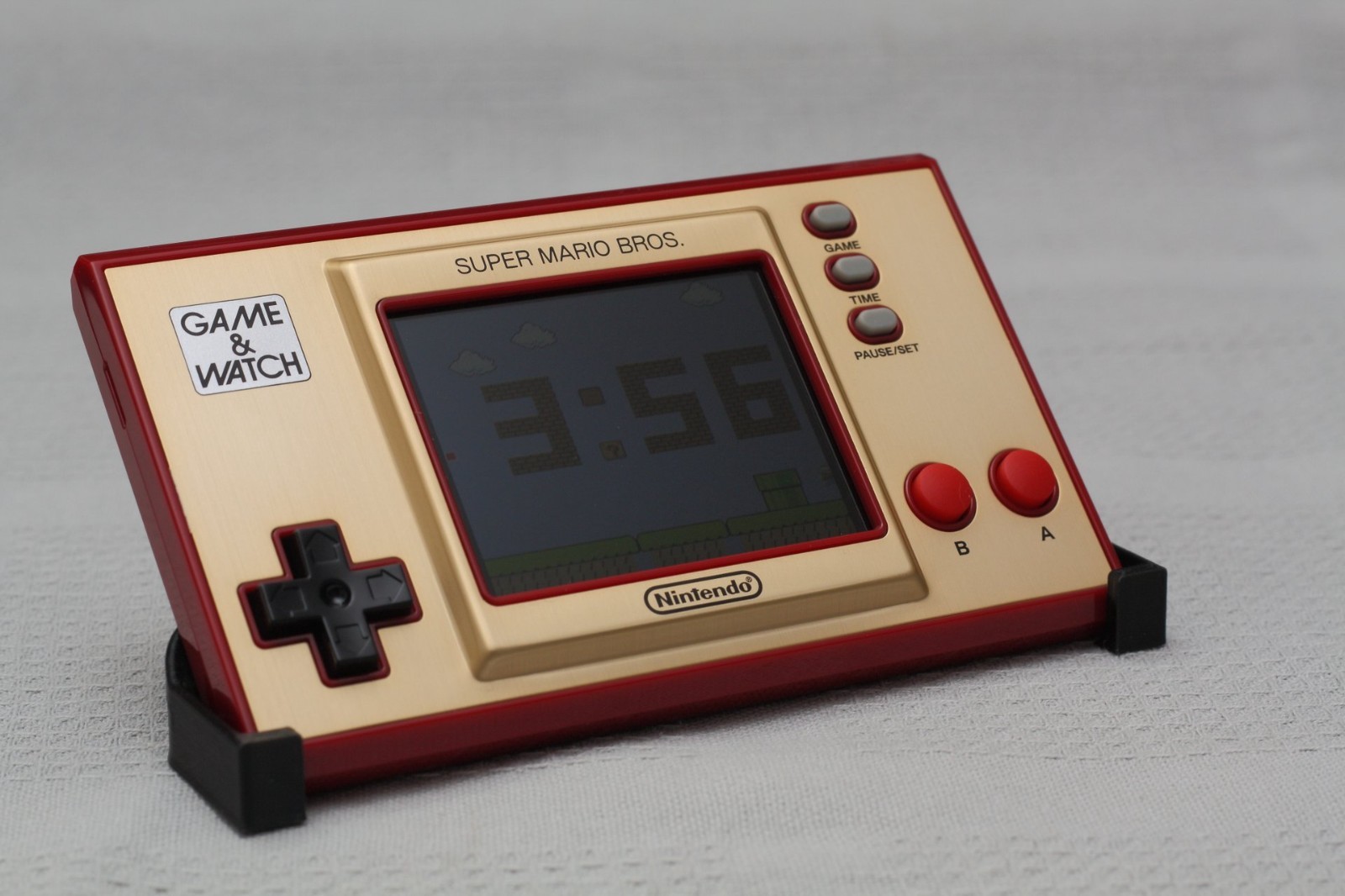 Game and Watch Stand
