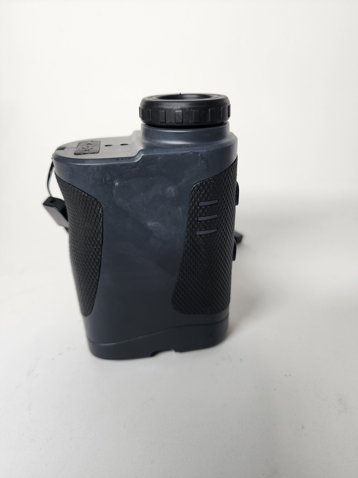 Raythor Pro GEN S2 Golf Rangefinder - Used but in PERFECT working condition.