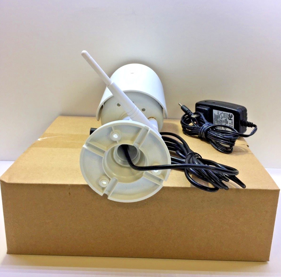 Lorex MC2232 Vantage MPEG4 Wireless VGA Video Security Camera System