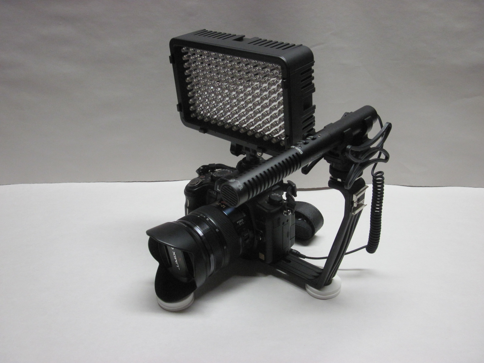 Pro GX10 AZ SM-2L stereo mic video light Canon GX10 G21 G40 G30 G20 clear sound