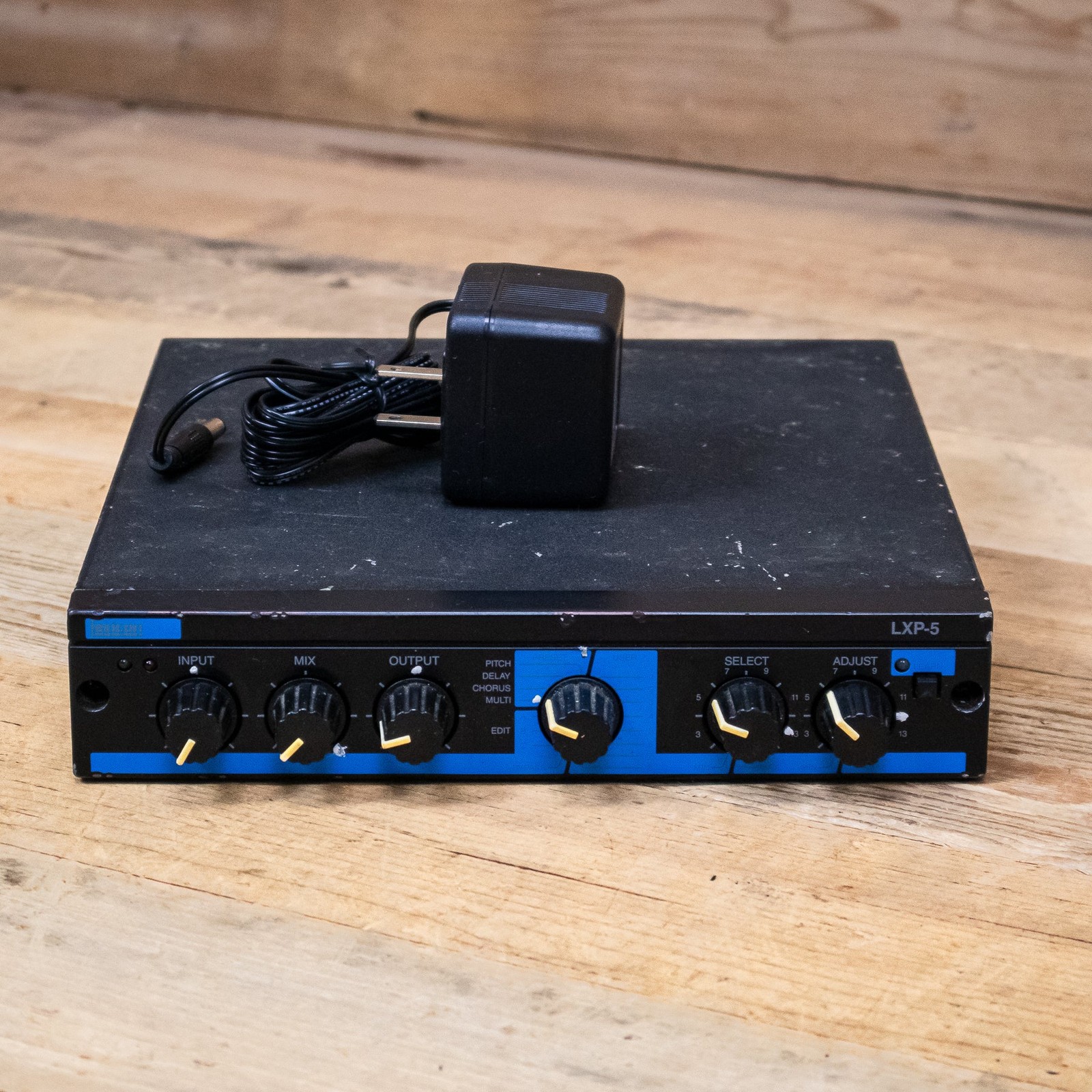 Lexicon LXP-5 (LXP5) Effects Processor Reverb Chorus Delay FX LXP5 U285256