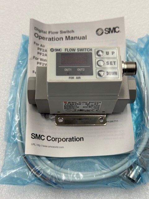SMC Pneumatics PF2A750-02-27 NPN 30V 80mA 5-50L/min Flow Switch New