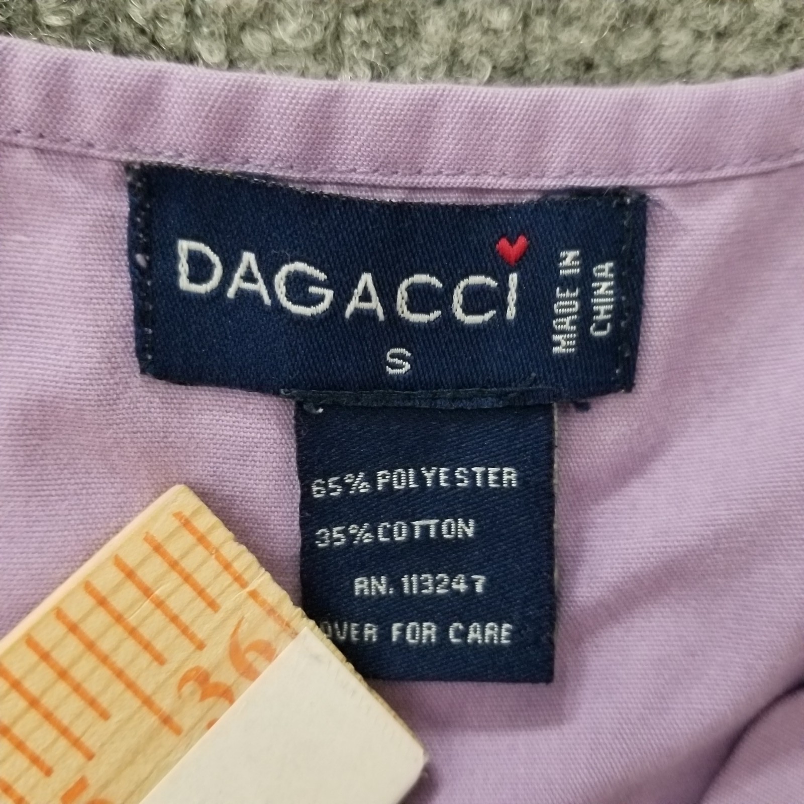 Dagacci Women Scrub Top Small Solid Purple V-Neck Front Pockets Short Sleeves