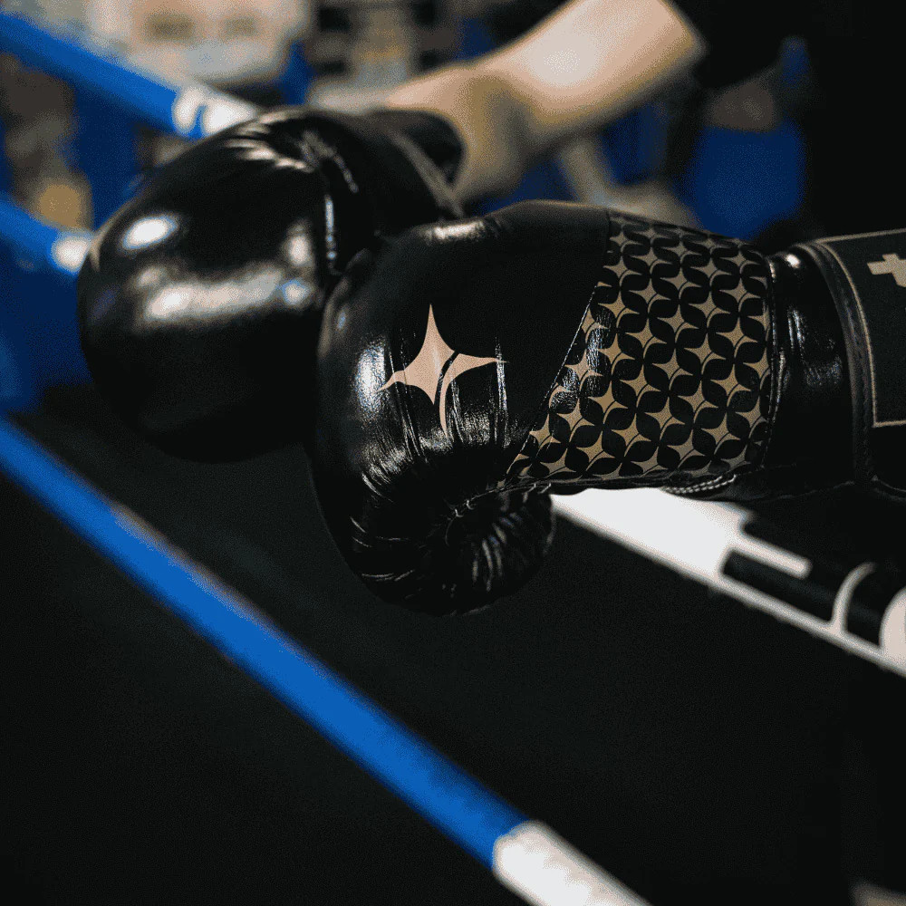 NYT Star Boxing Gloves Black/Sand