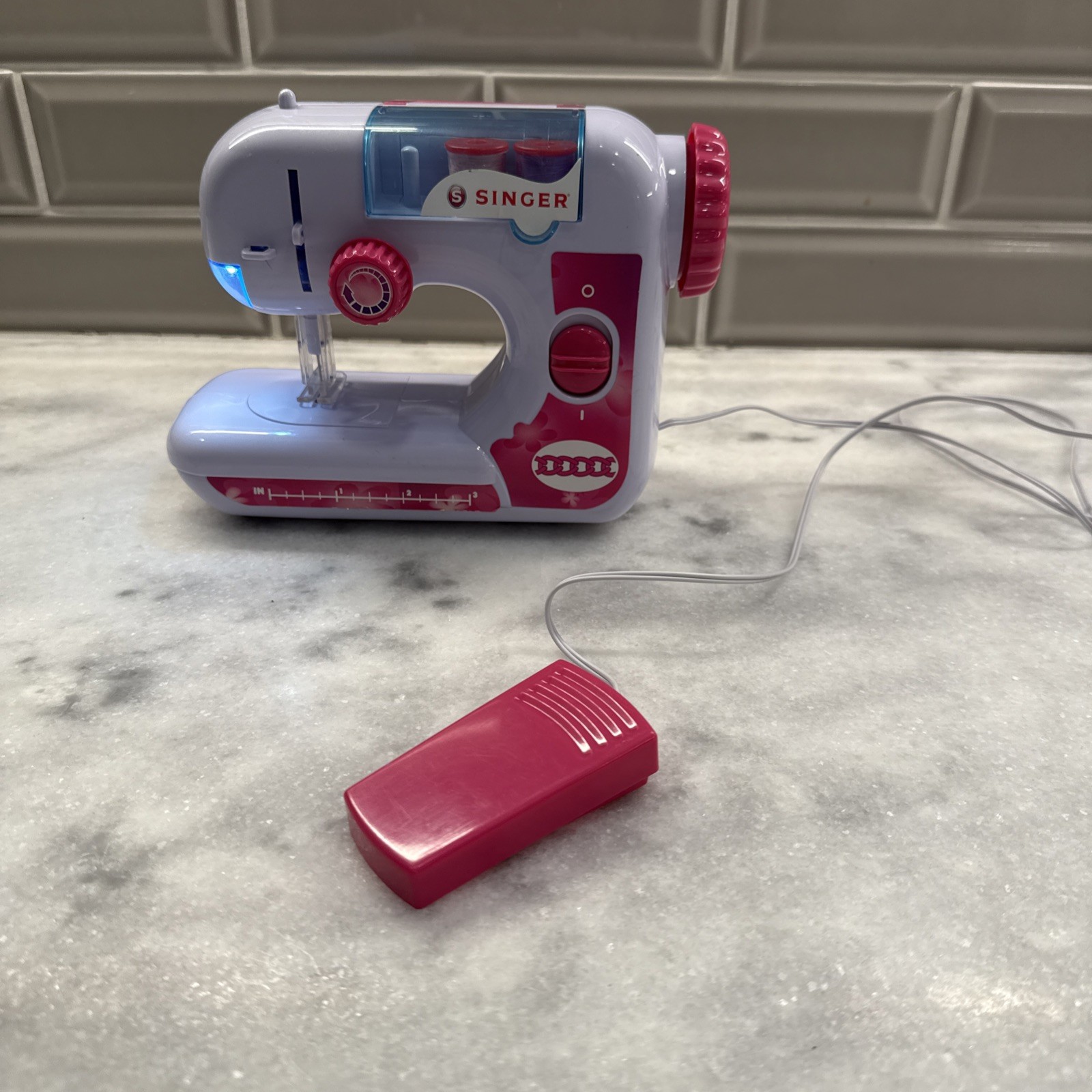 Singer EZ Sewing Machine Stitch Kids Toy