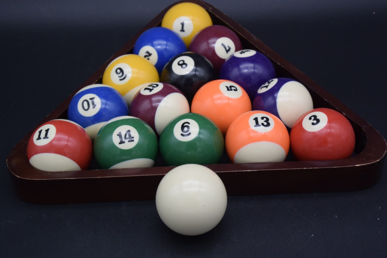 Vintage Billiards Pool Balls Set Bakelite Complete Preowned Used Brand Unknown