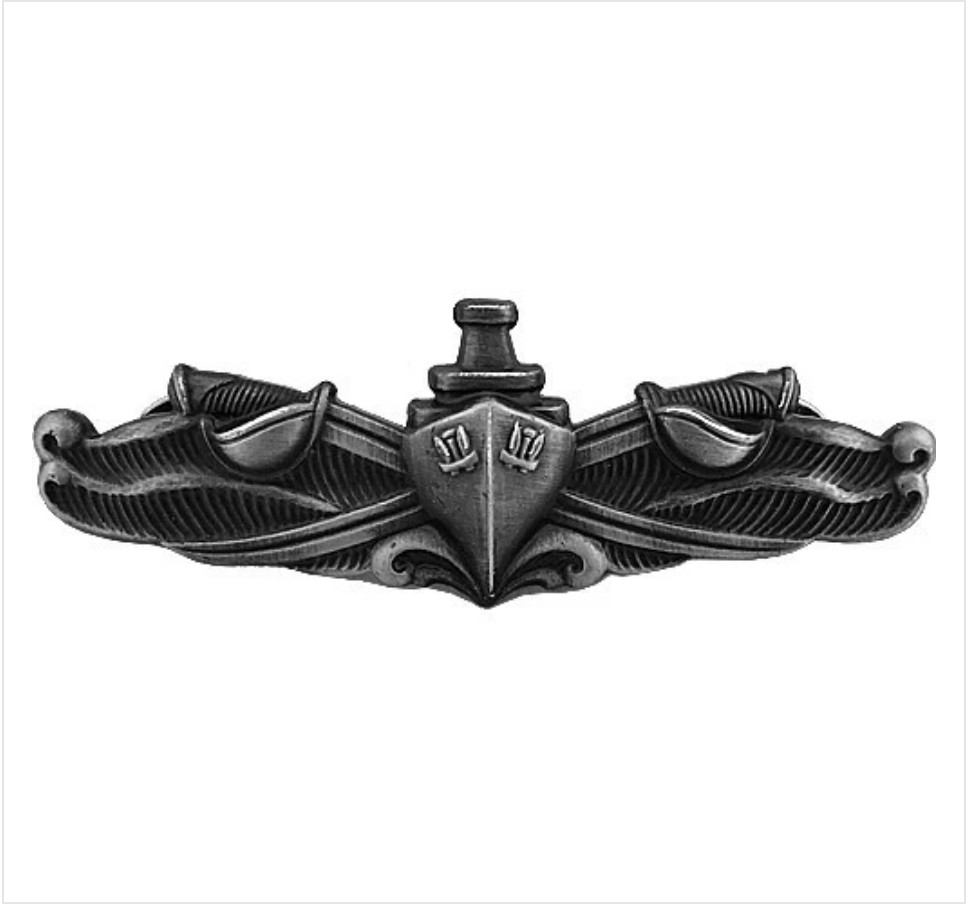 GENUINE U.S. NAVY BADGE: SURFACE WARFARE ENLISTED - REGULATION SIZE, OXIDIZED