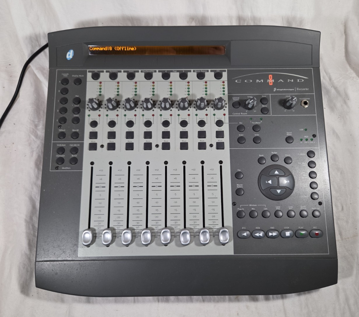 Digidesign Focusrite Command 8 Mixing Controller DAW Control Surface