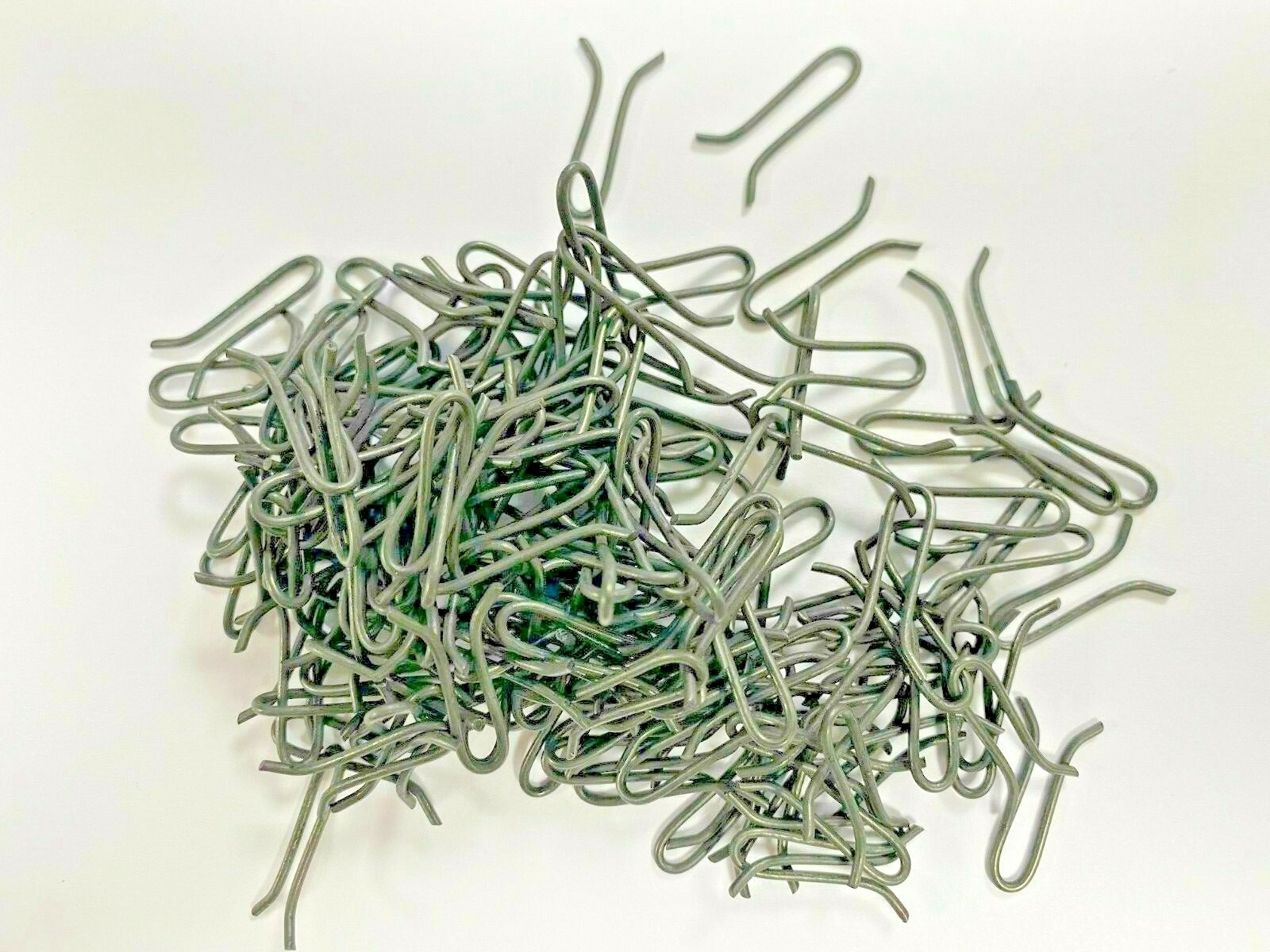 100 Carp Fishing MATT BLACK Lead Mould Clips / Loops