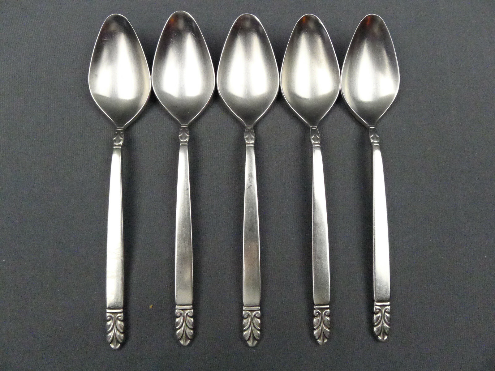 5 x International Norse Stainless Deluxe Oval Soup Spoons 7 ¼”