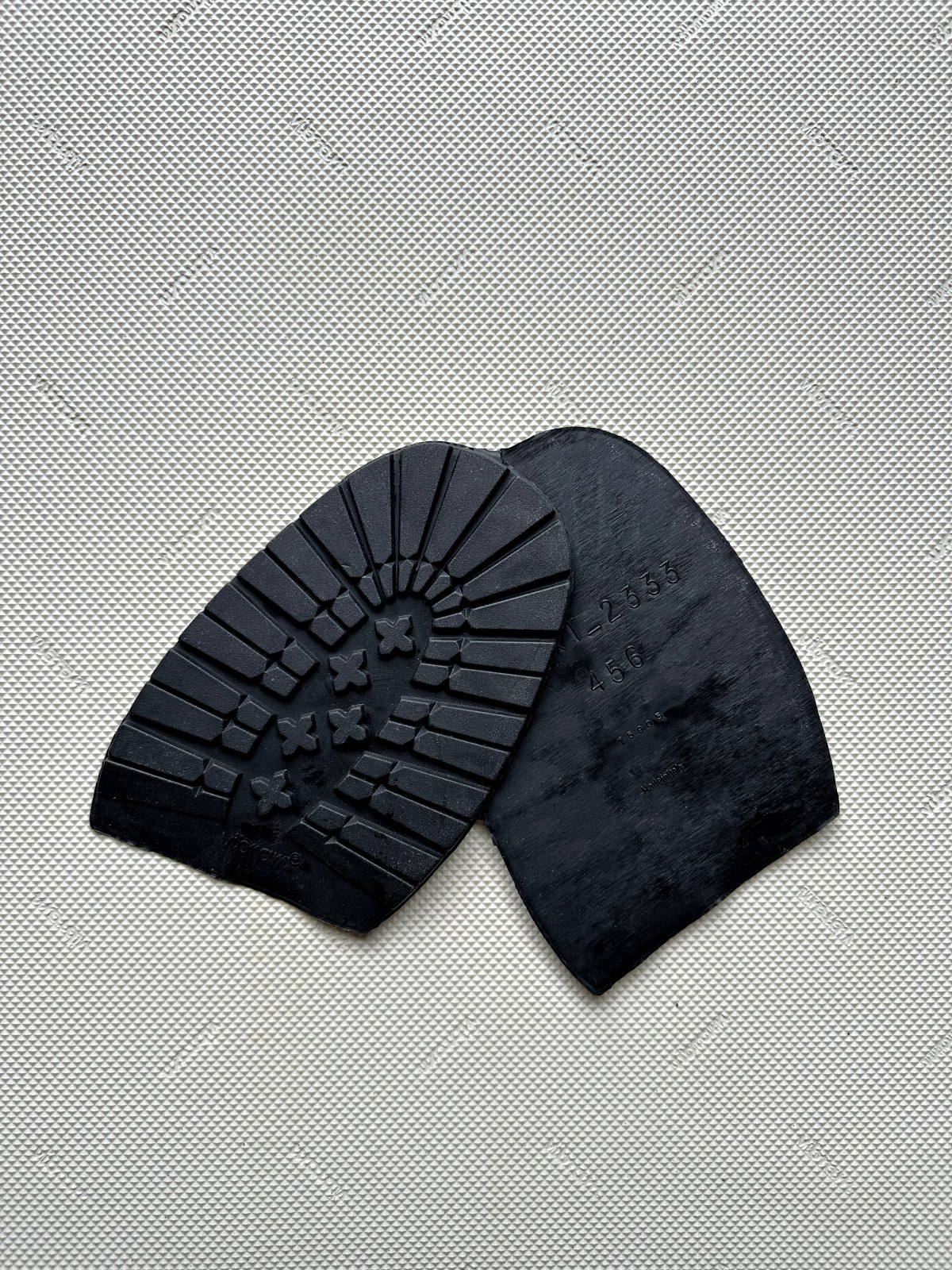 Vibram MORTARA Rubber Tank Half Sole Art.2333 MIS. 45/46 BLACK