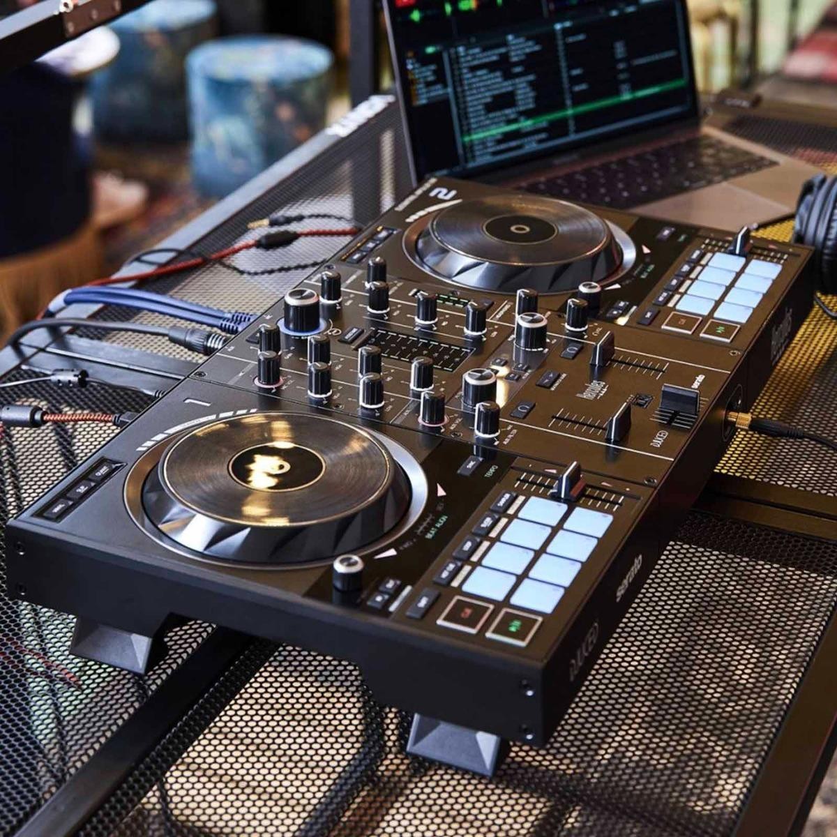 Hercules DJControl Inpulse 500 2 Channel Serato Lite DJUCED DJ Controller