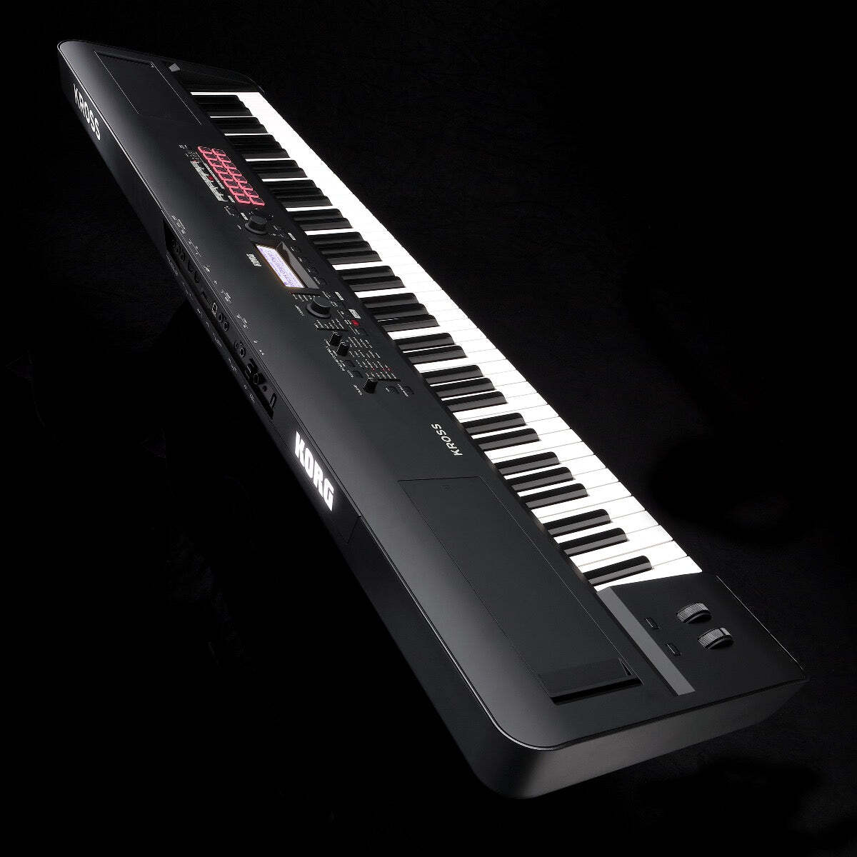 Korg Kross 2 88 Music Workstation - Matte Black CARRY BAG KIT