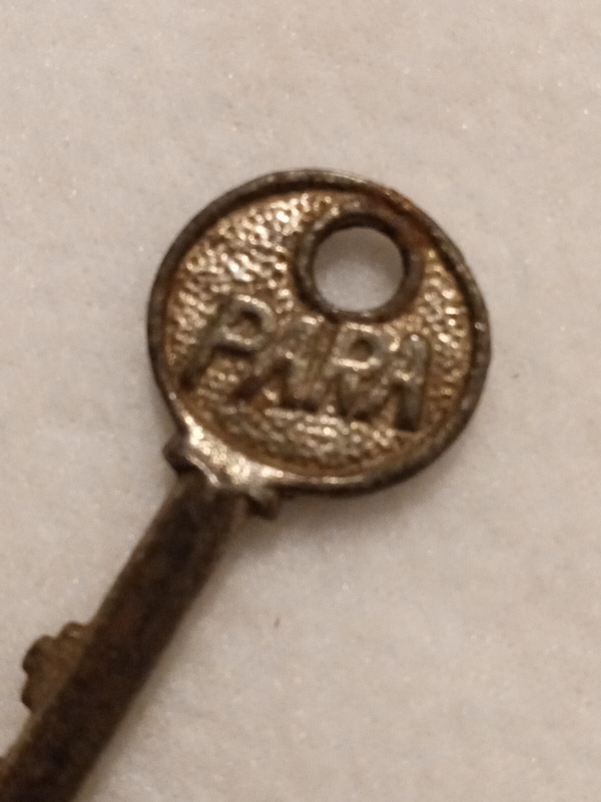 Antique PARA Solid Barrel Padlock SKELETON Key Approx 2-1/16"