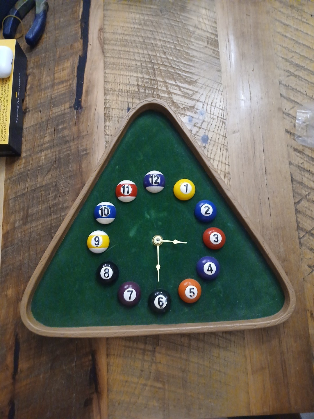 Vintage Kirch Billiards Pool Wall Clock Triangle Shape Rack Pool Balls
