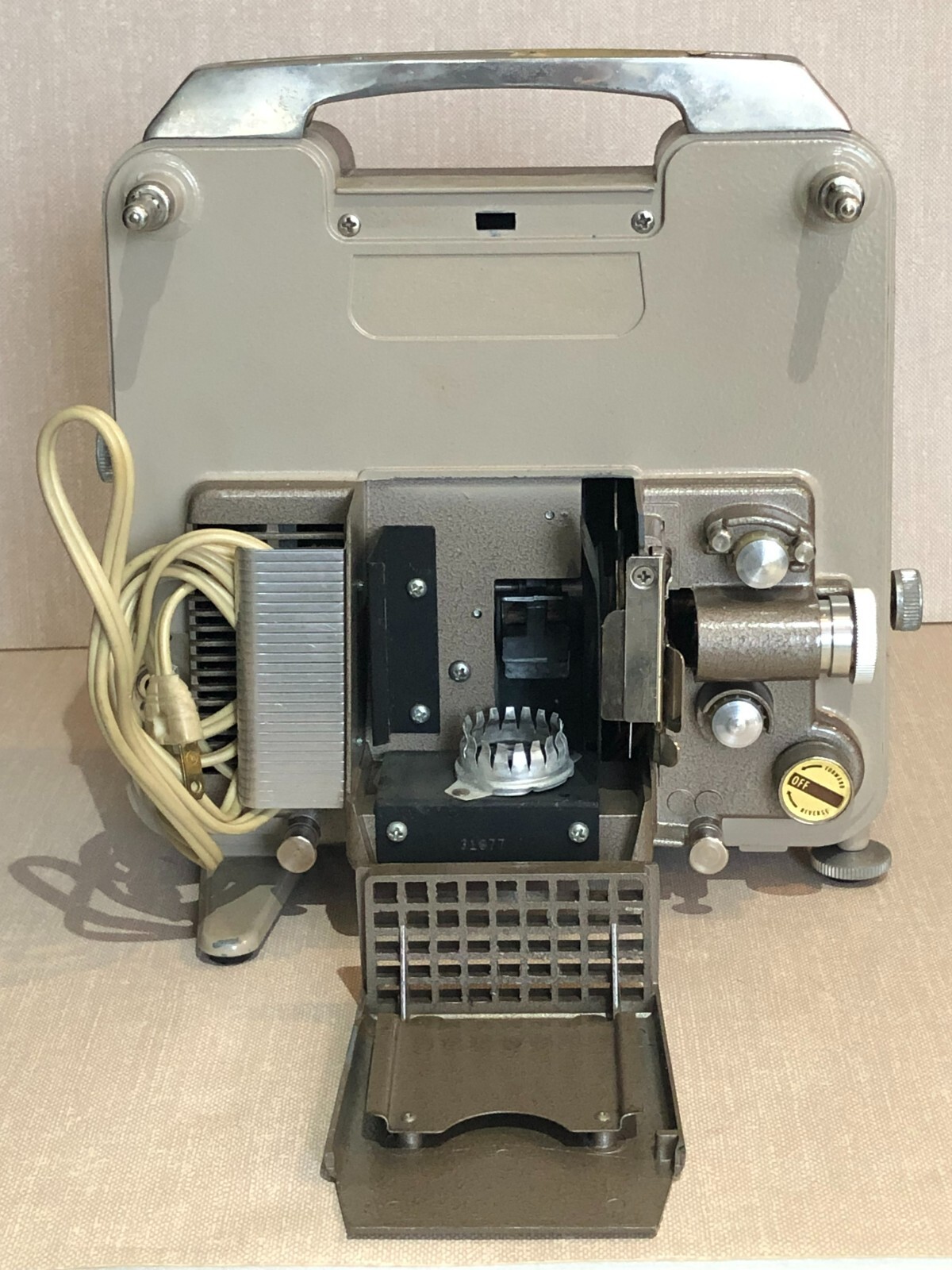 Ansco Movie Projector Memo Master Model JN292 VTG Powers On Made in USA w/ Case
