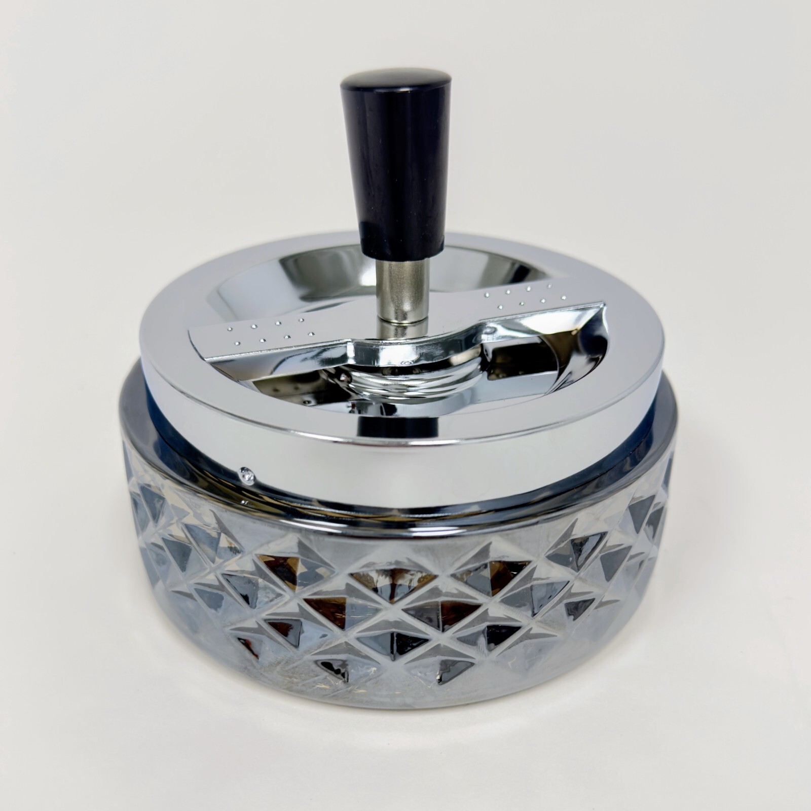 4.75" Heavy Glass Push Down Spinning Cigarette Ashtray