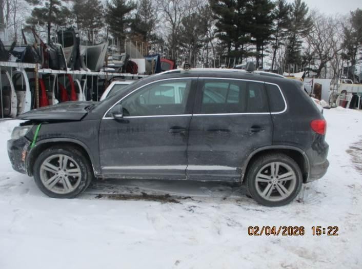 Used Floor Jack fits: 2017 Volkswagen Tiguan  Grade A