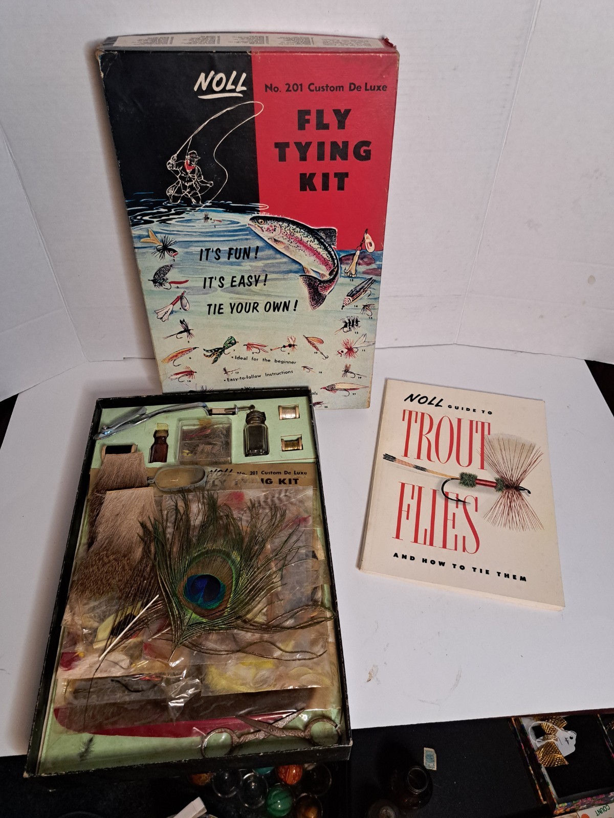 Vintage Noll No. 201 Custom De Luxe Fly Tying Kit w/ Trout Flies Book + Extras A