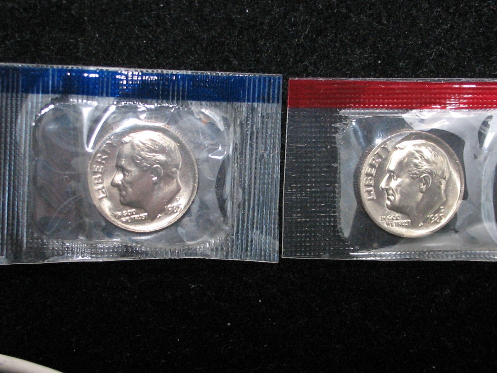1985 P & D BRILLIANT UNCIRCULATED * ROOSEVELT DIMES * ORIGINAL MINT CELLO