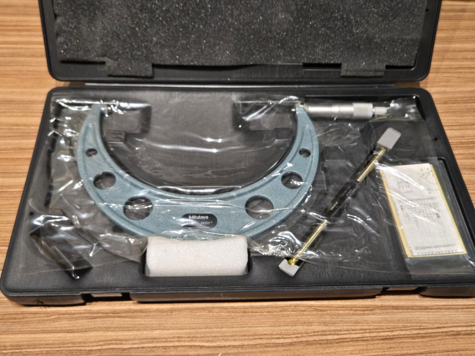 Mitutoyo Mechanical Outside Micrometer: 8" Range, 0.0001" Graduation