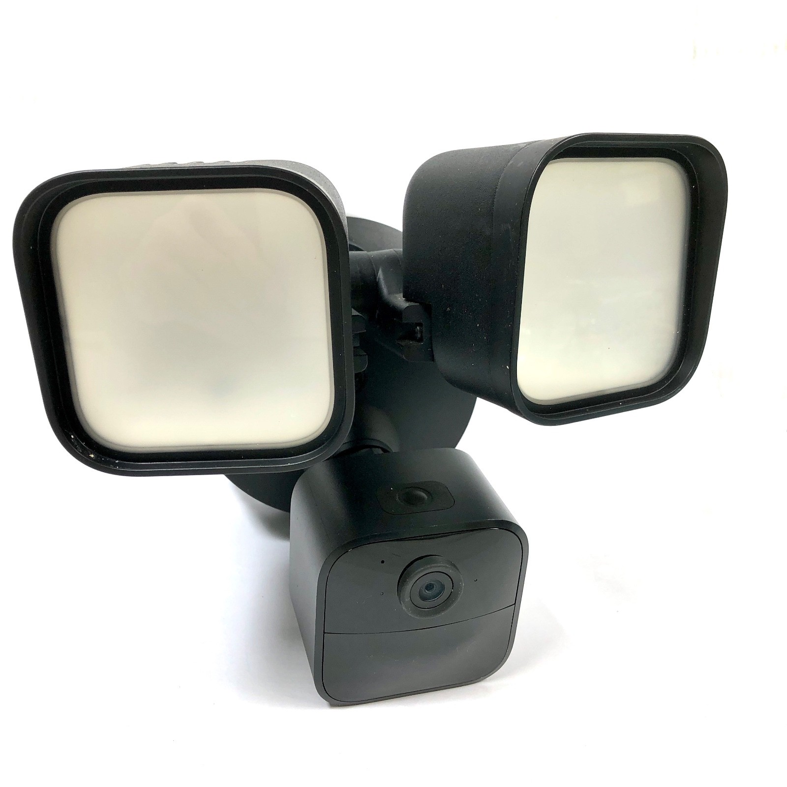 Blink Wired Floodlight Camera Black 1080p HD Security Siren No Mount