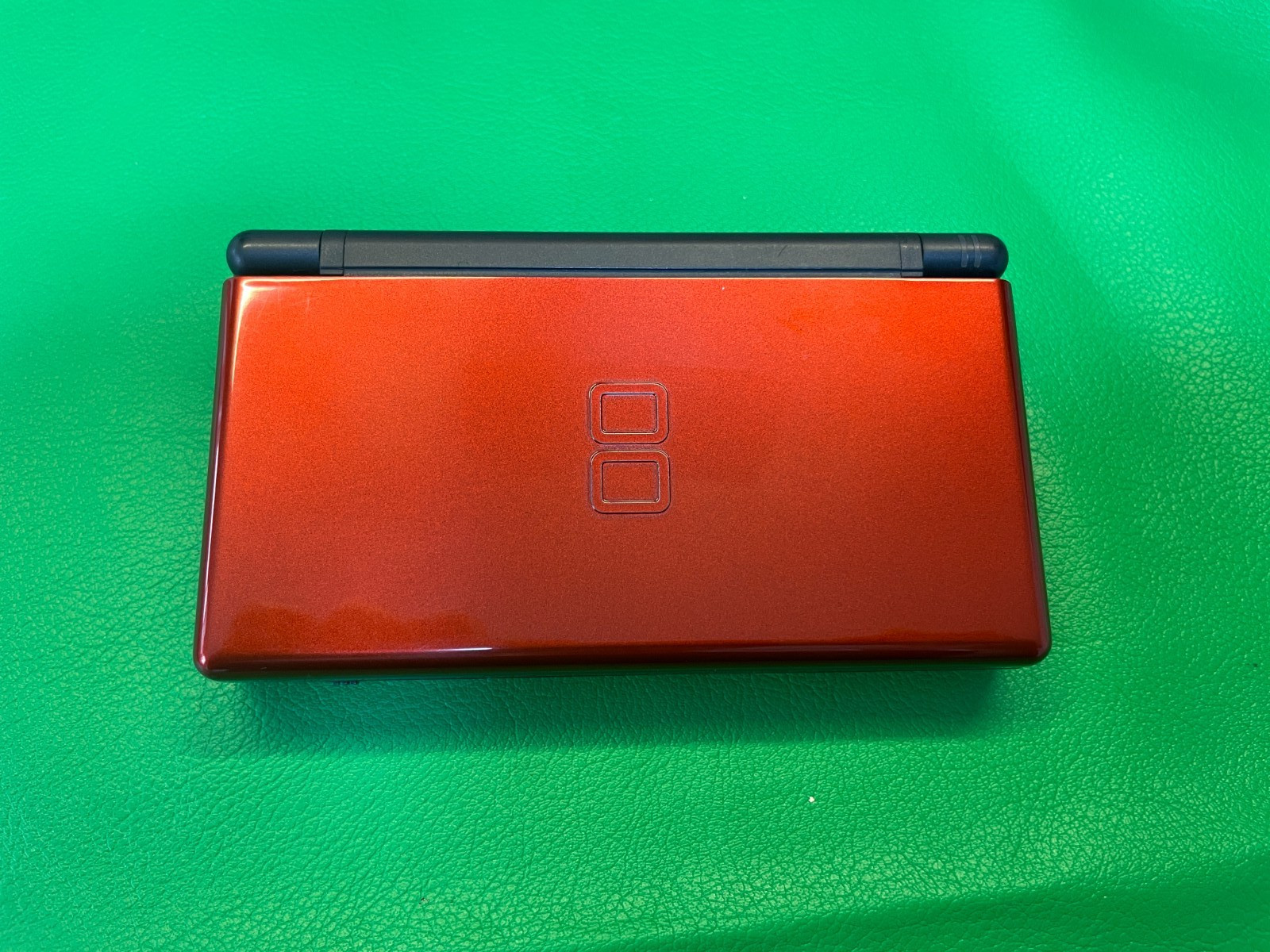 Nintendo DS Lite Crimson Handheld System  Red/Black no Charger a007