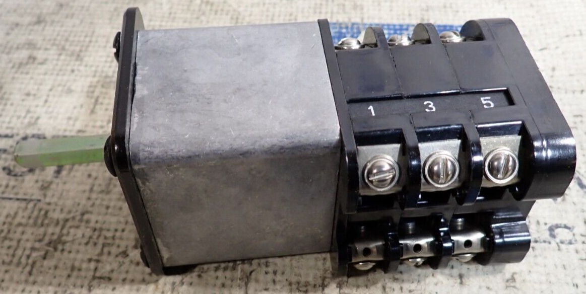 NEW - GE 10AH403 400 83004 4 Type SBM Control Switch