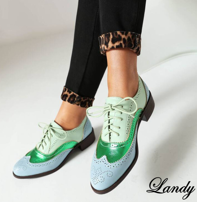 British Women Carved Wing Tip Lace Up Brogue Shoes Color Matching Lace Up Pumps