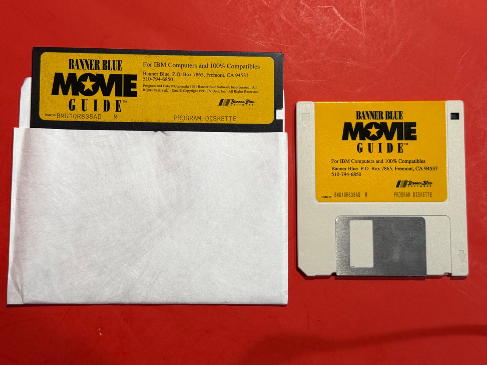 Banner Blue Movie Guide 2 Disk Lot Software PC IBM