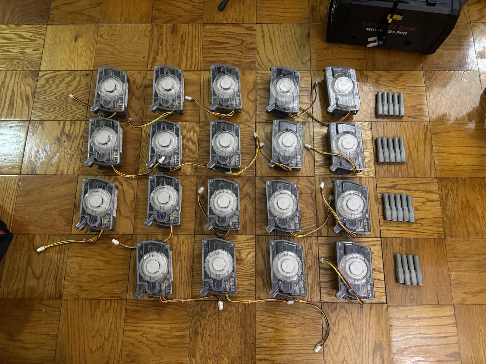 System Sensor D4S Smoke Detectors Lot, Model D4S, MPN D4S Industrial Units