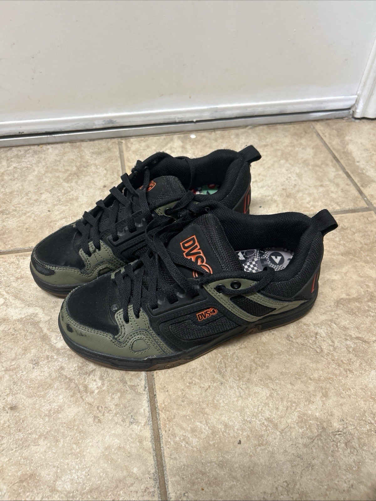 DVS Comanche Men's Skateboarding Shoes Medium Width Size 7.5