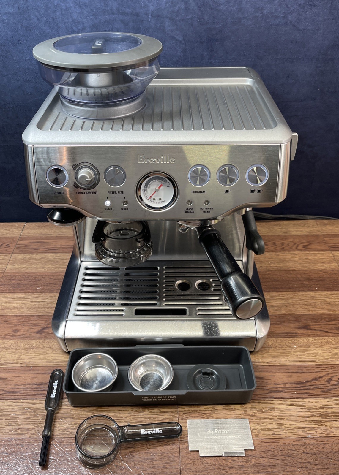 Breville BES870XL/B the Barista Express Espresso Machine Stainless Steel
