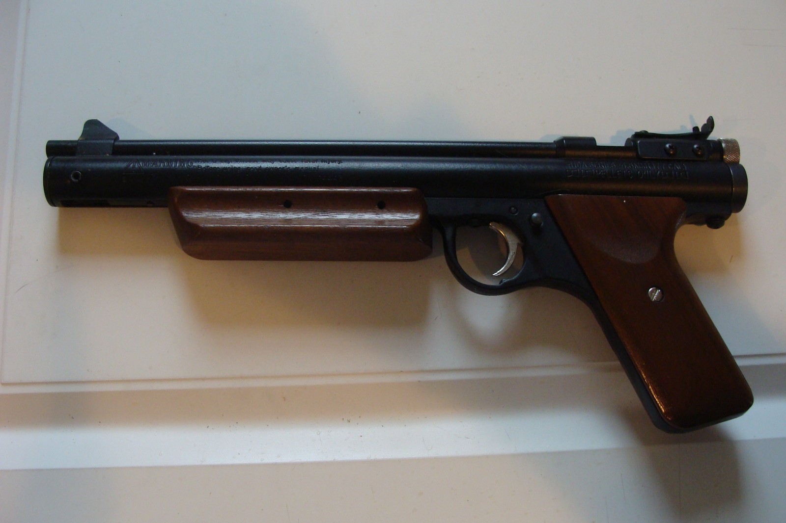Benjamin Sheridan Pneumatic Air Pellet Pistol  H9A  - Vintage .177 cal