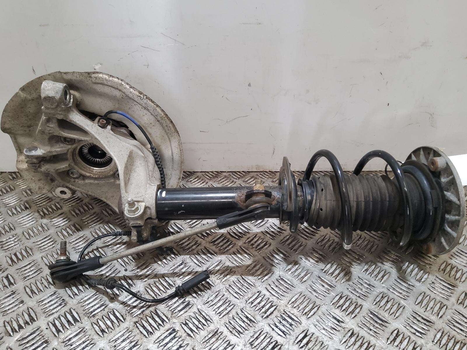 MINI F57 Convertible 2016 Left Nearside Suspension Leg Strut w/ Knuckle 6862445
