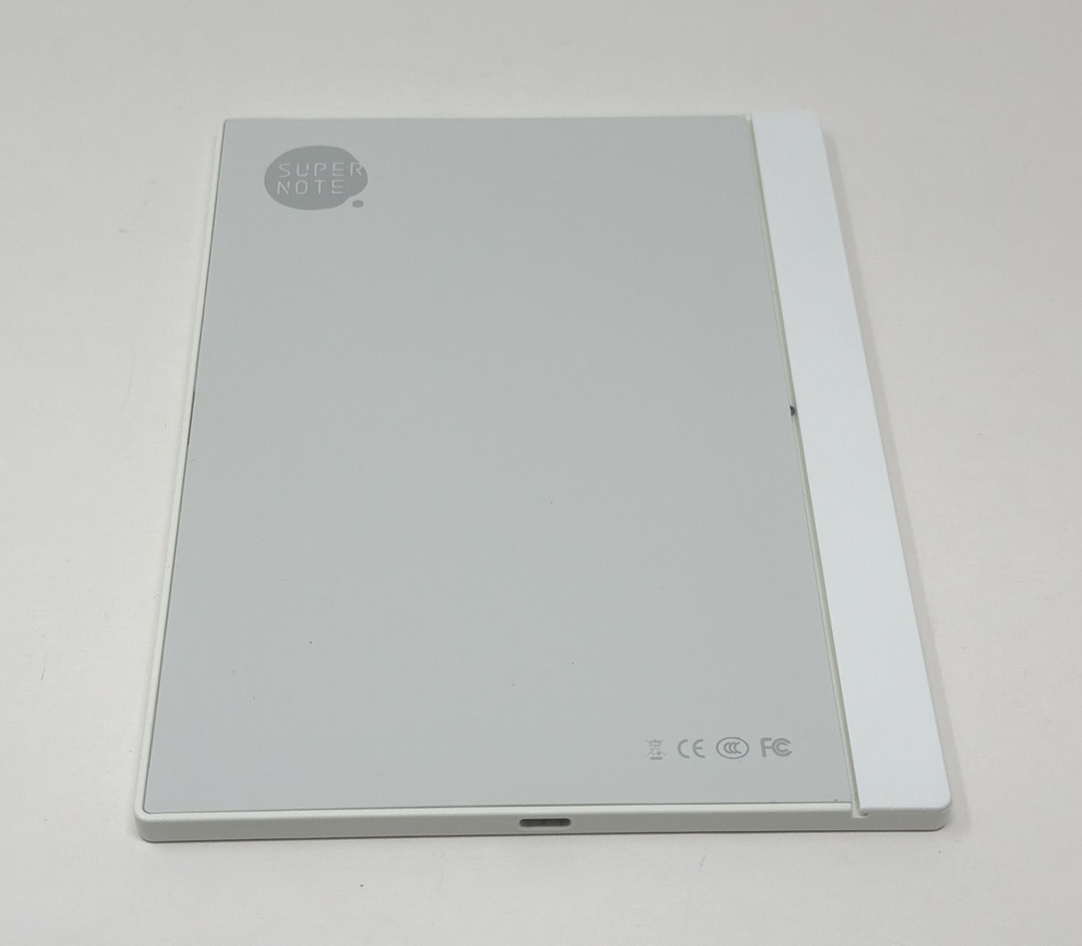 Ratta Supernote A6 X 32GB 7.8in Tablet White With Leather Black Folio Very Good