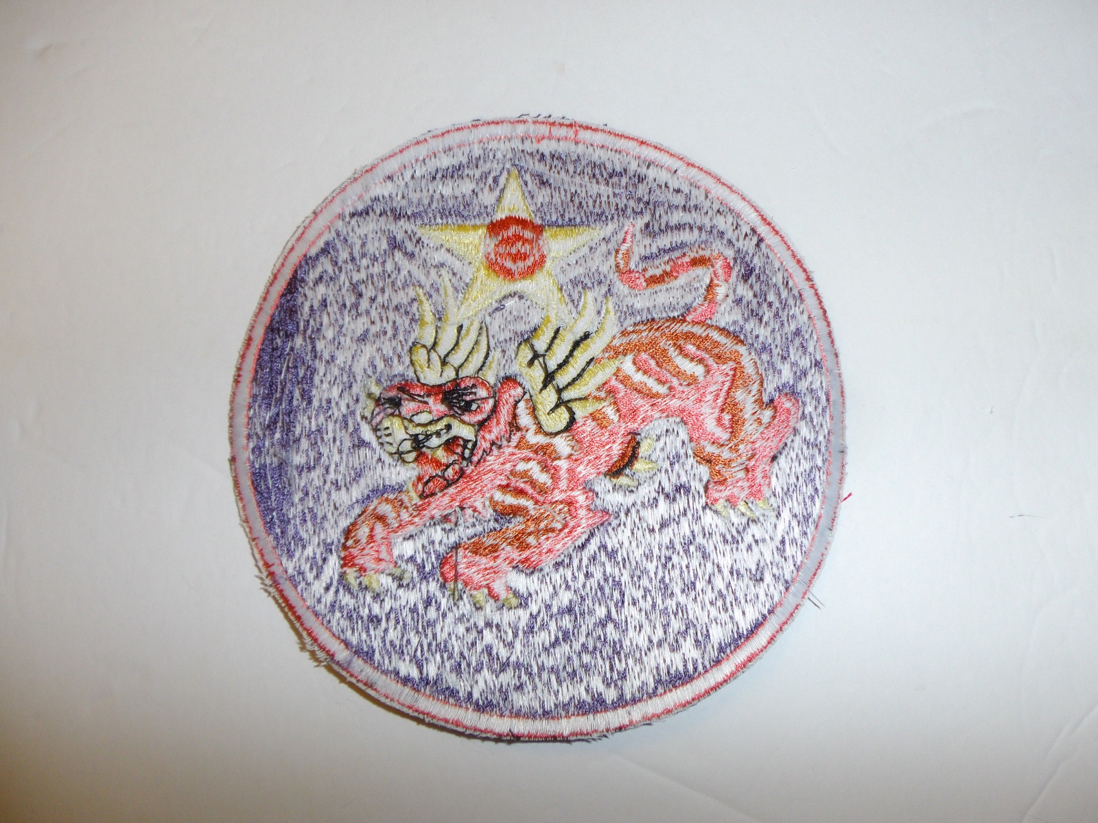 b5533 WW2 US Army Large 14th Air Force Patch pink thread Tiger facing Right R13B