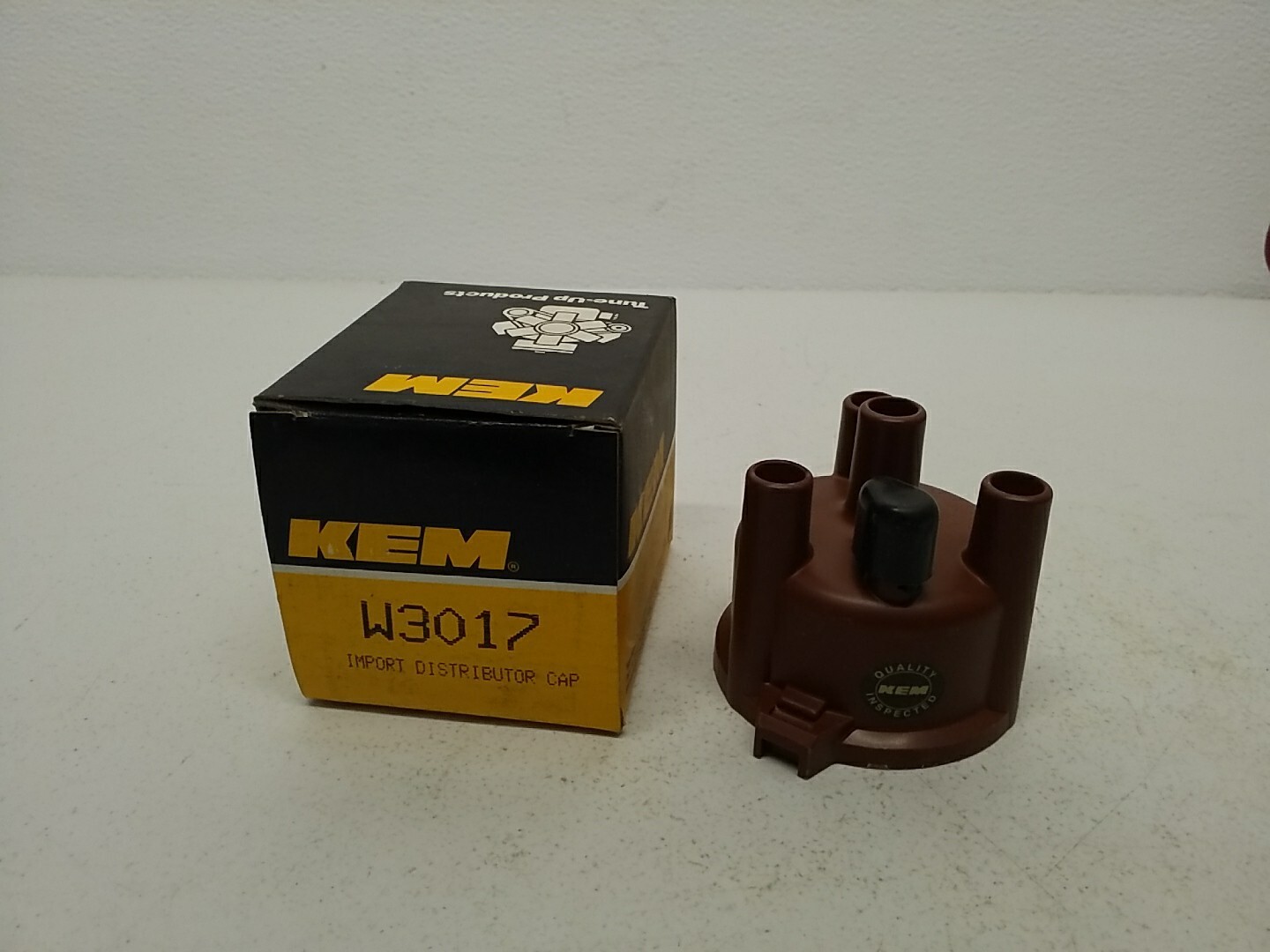 W3017 KEM Automotive Import Distributor Cap W3017 Distributor Cap