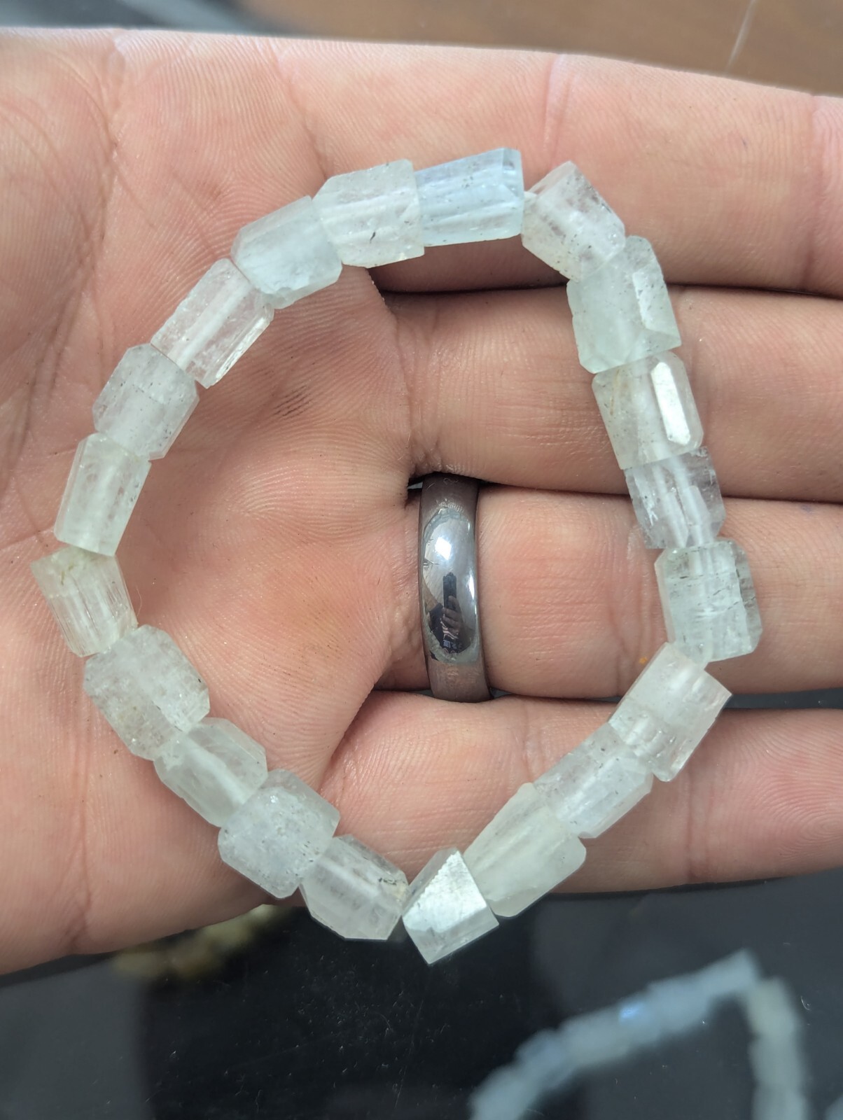 Polished Aquamarine Beryl Crystal Stretchy Bracelet
