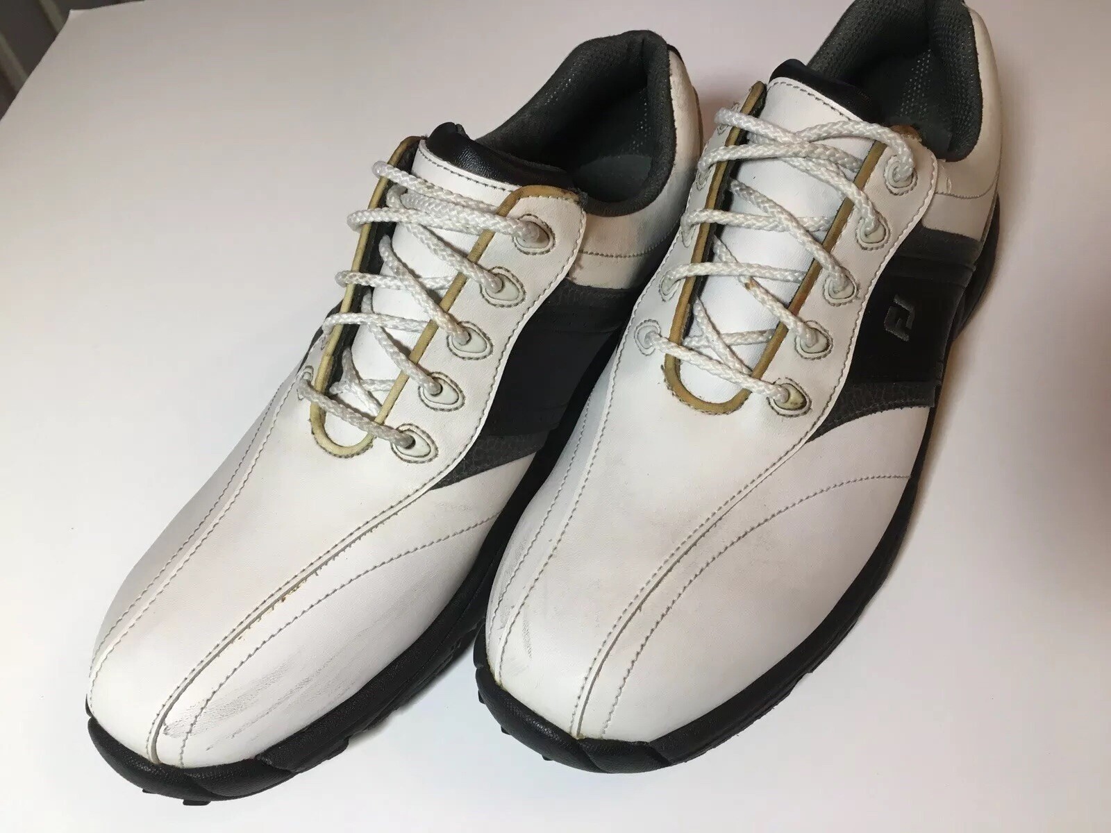 FootJoy Greenjoys Mens 9M White Brown Tan Golf Shoes SoftSpikes 45463