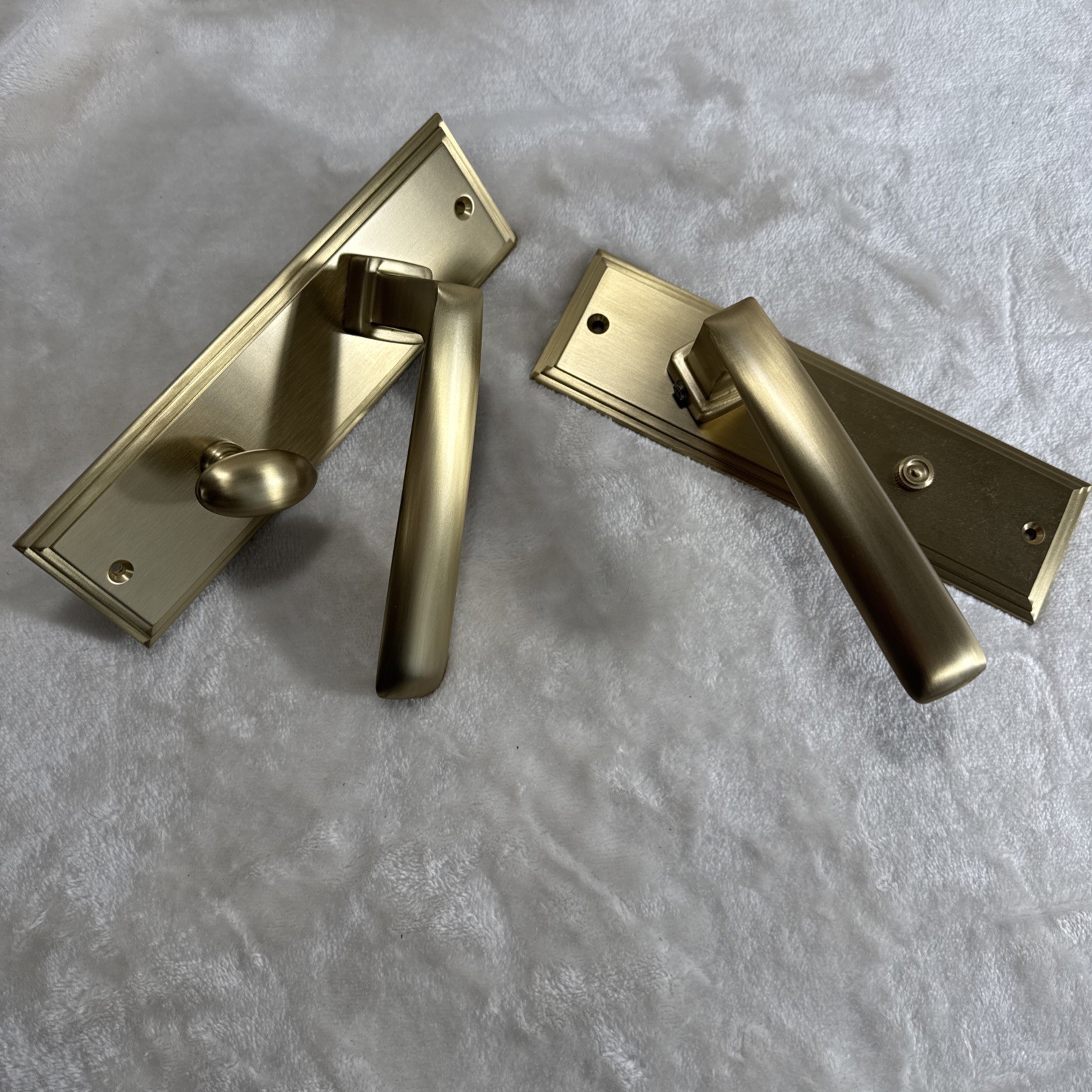 3 WaterStreet Brass Door Hardware Expensive 2 Privacy/1 Passage - Info In Photos