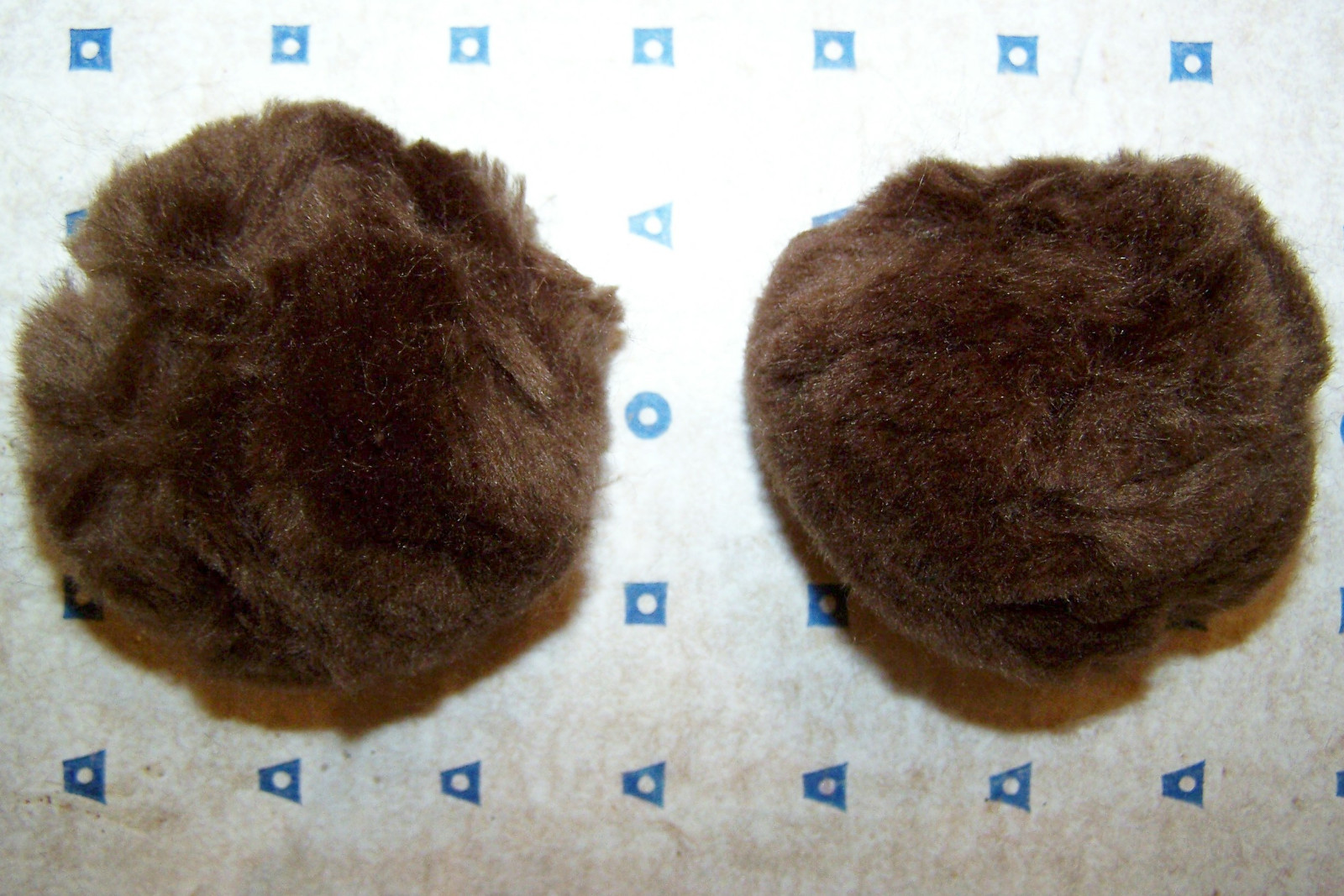 2 AQHA Legal X Large Warmblood Draft Horse Size Show Equine Ear Plugs Pair Brown
